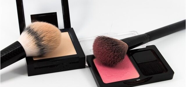 Comment appliquer une poudre matifiante pour un teint impeccable ? poudre matifiante