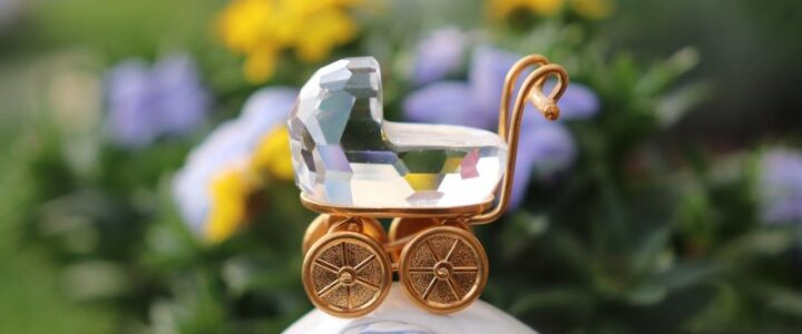 Cadeau bébé personnalisé en Suisse : le guide complet